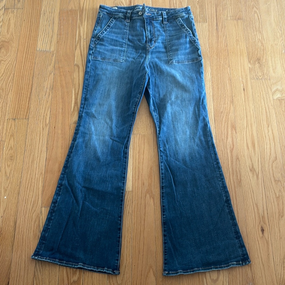 Super Highrise, next level stretch jeans